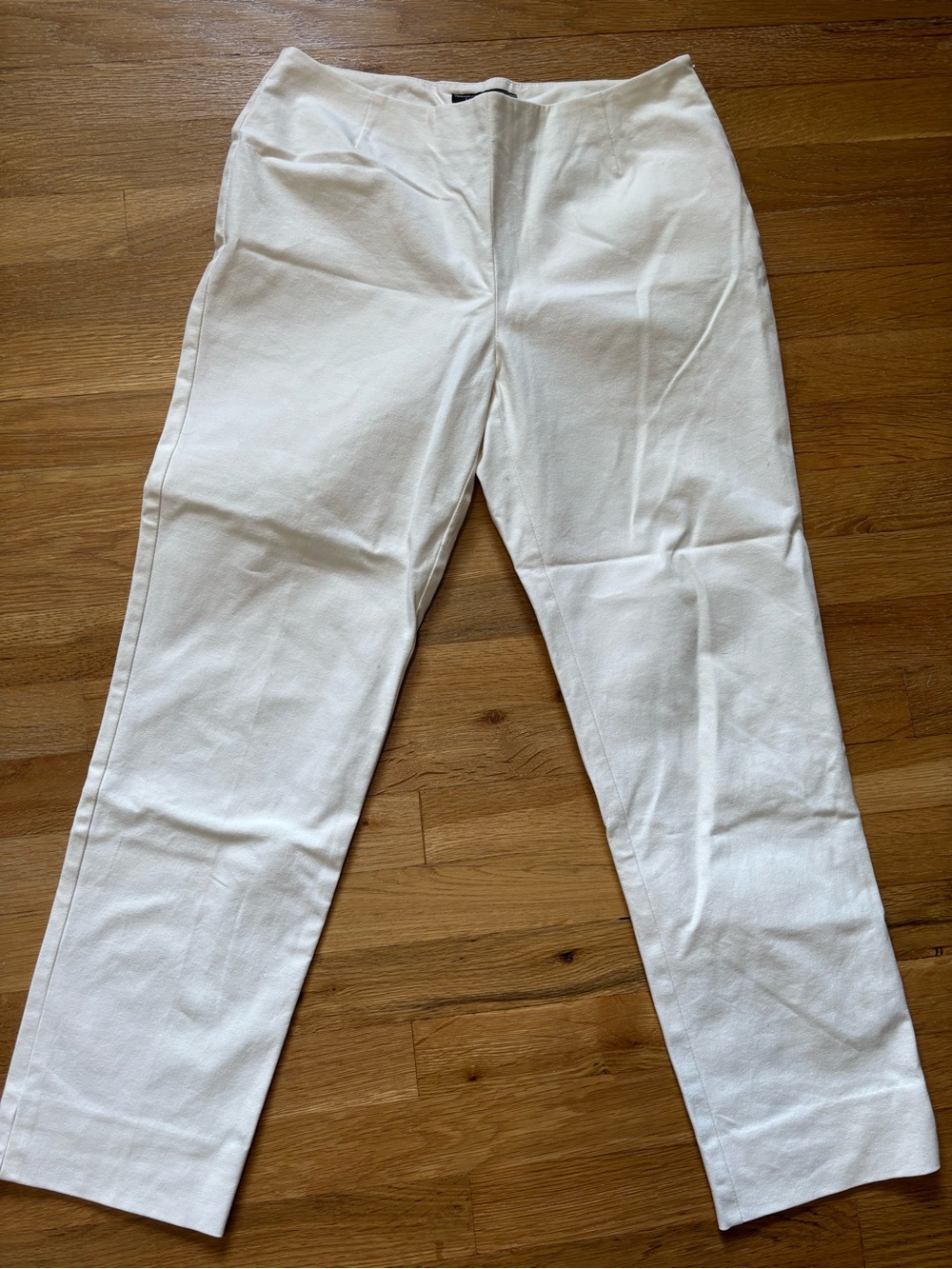 New - Lafayette 148 New York women’s size 4 white ankle pants